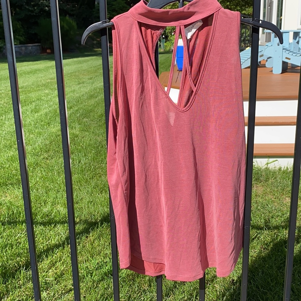 Fun rose-pink tank